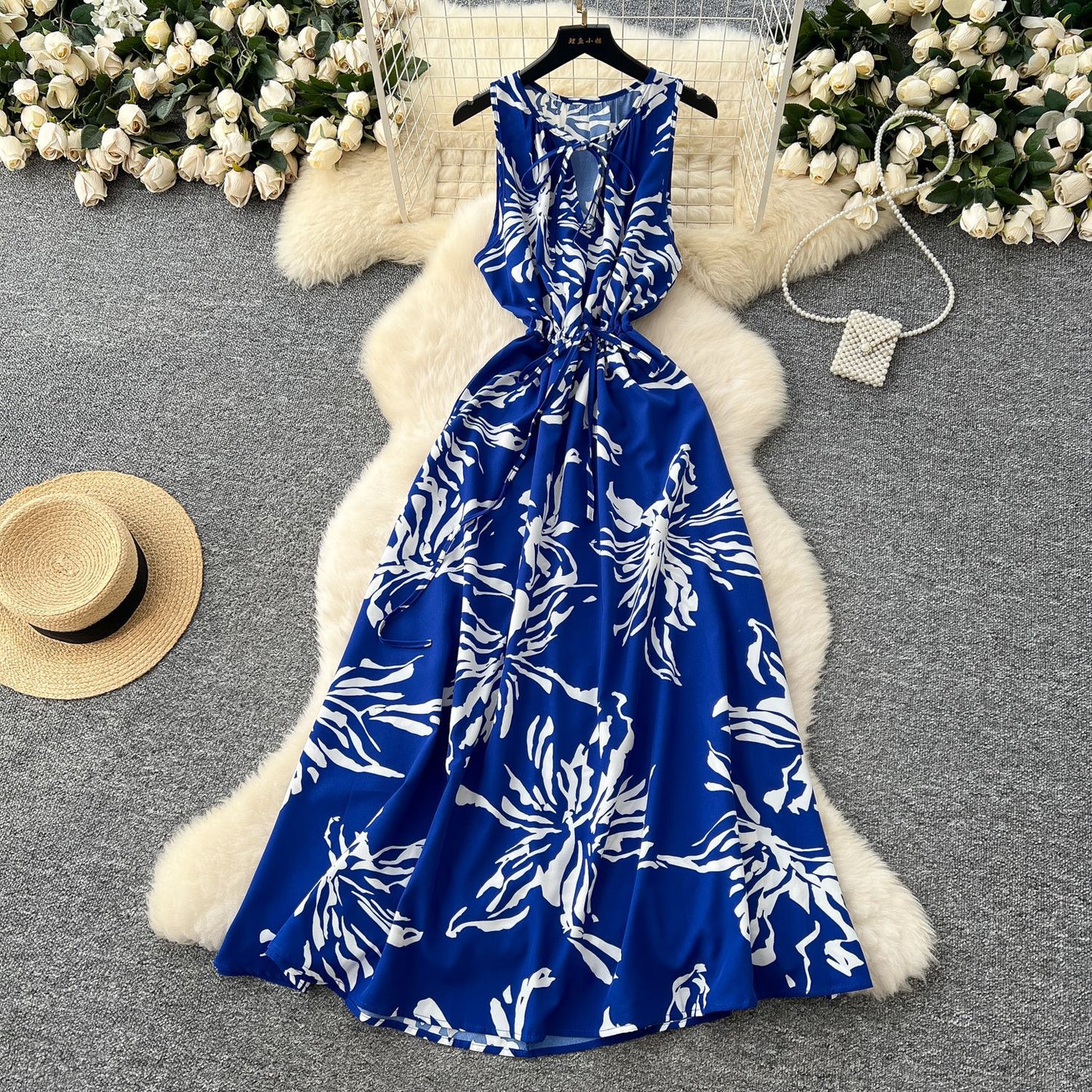 Retro Crew-neck Lace-up Sleeveless Printed Dress