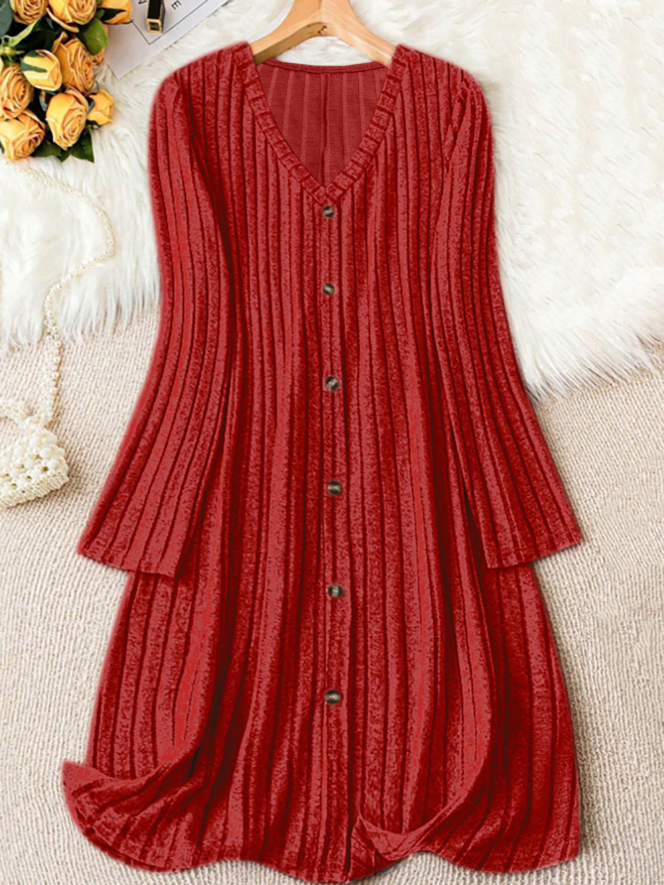 Solid-color V-neck Long-sleeve Versatile Dress