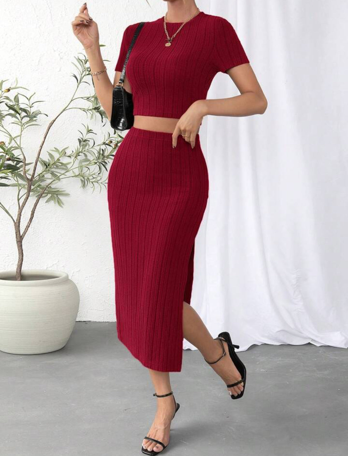 Costume femme taille haute slim fit sur le côté