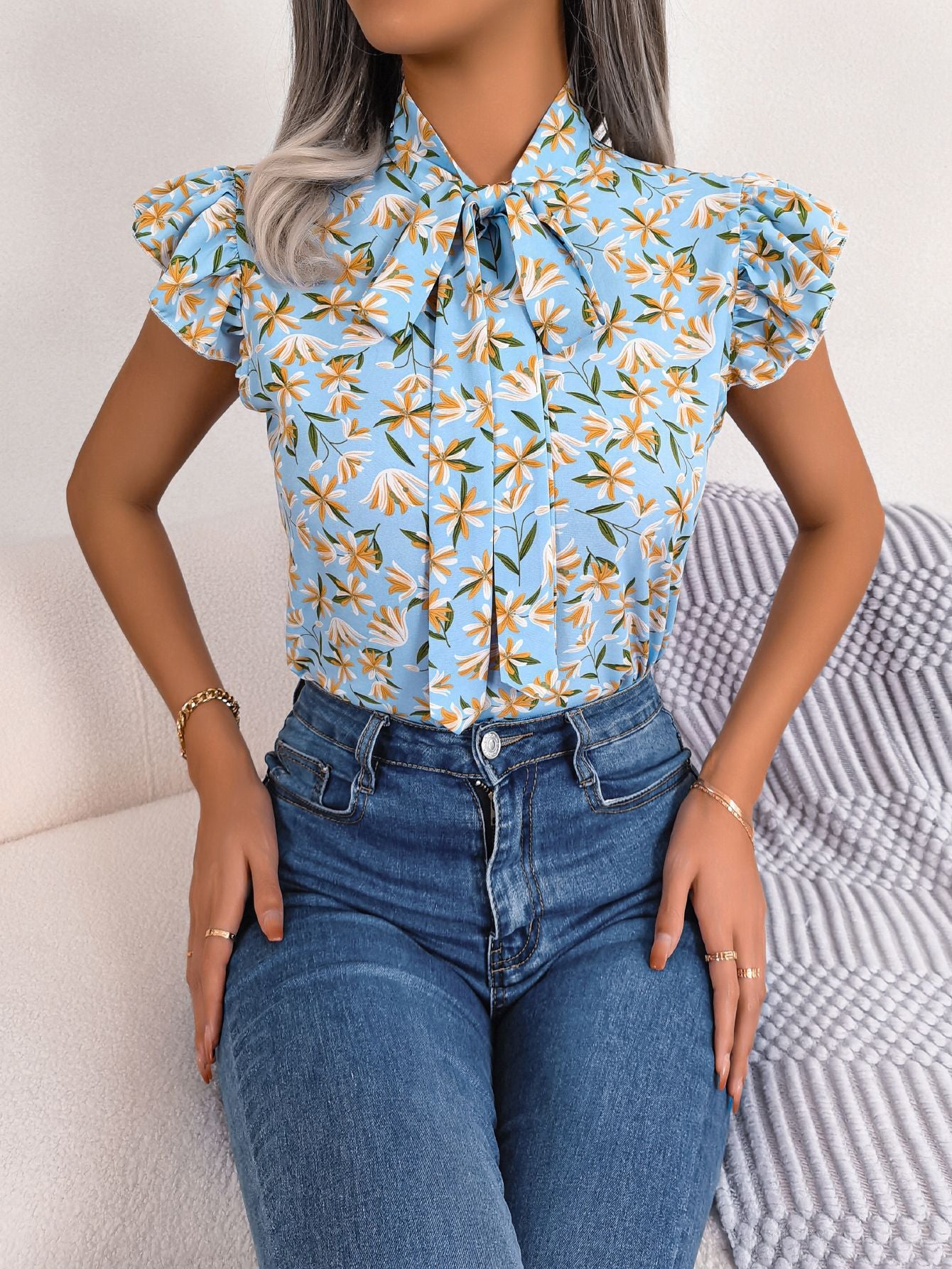 Casual Floral Stringy Selvedge Lace-up Bow Top