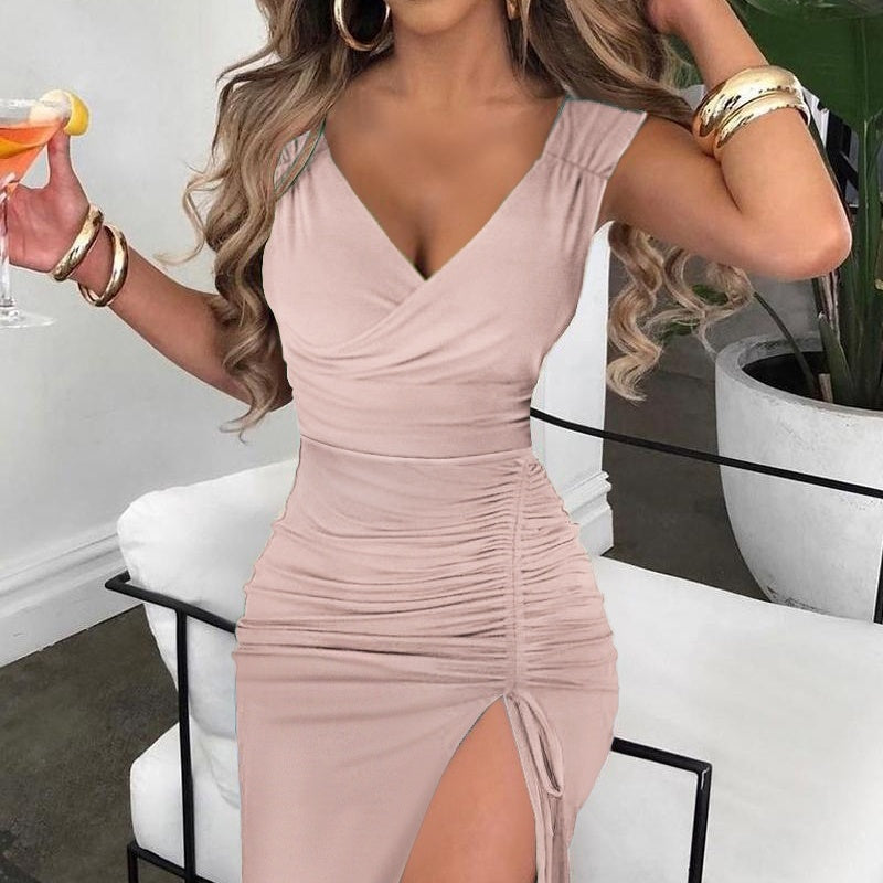 Robe de soirée plissée à col en V et cordon de serrage