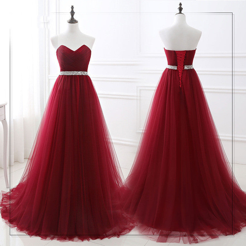 Robe de soirée longue et fine pour mariée