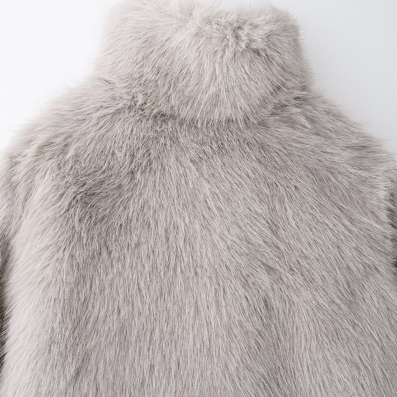 Manteau en fourrure de cuir simple et tendance pour femme
