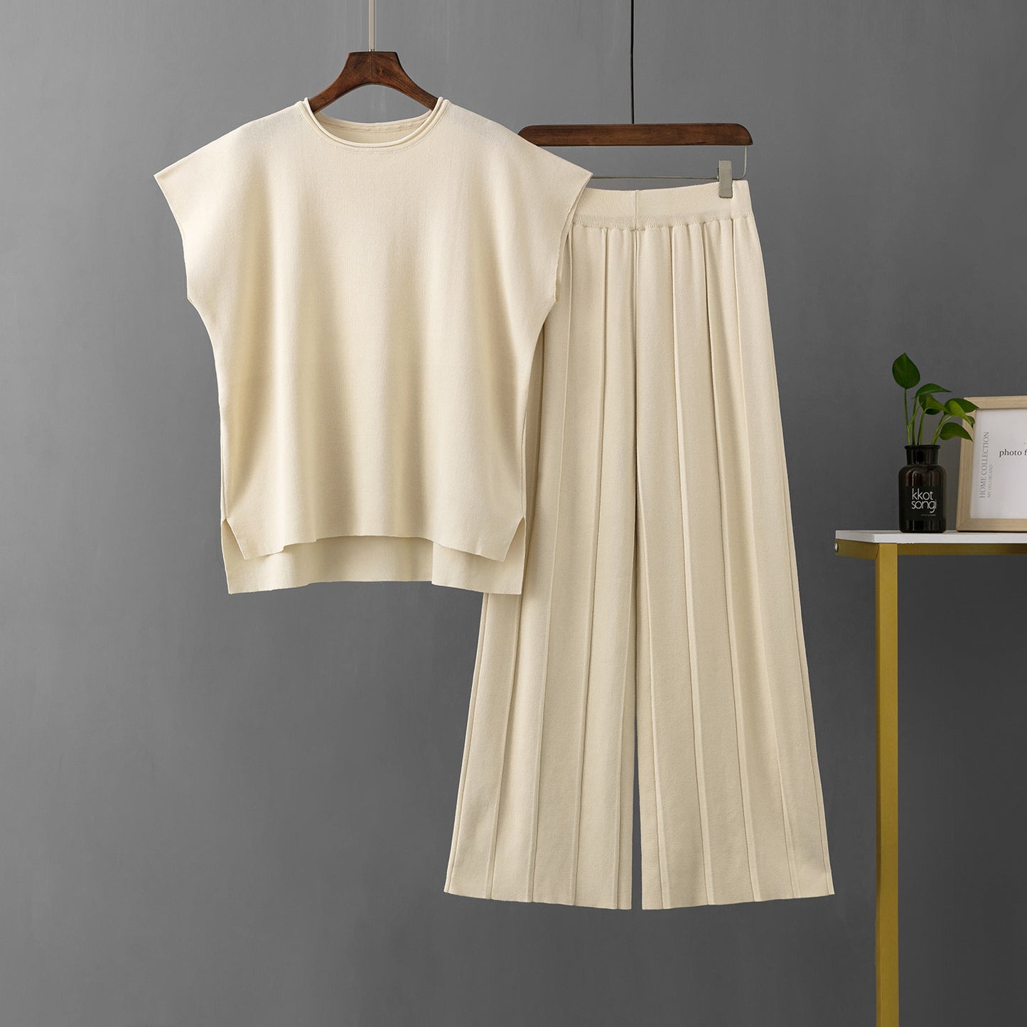Sleeveless Vest Knit Wide-leg Pants Plus-size Ice Silk Set