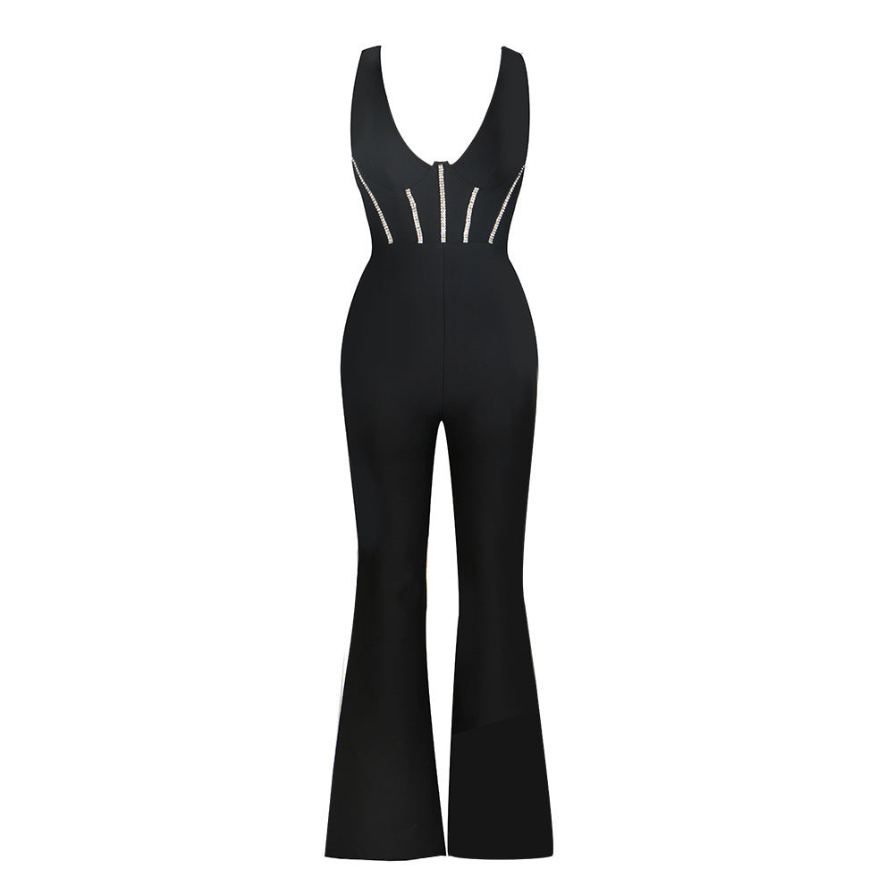 Combinaison noire à col en V profond et dos nu avec bandage slim en diamant
