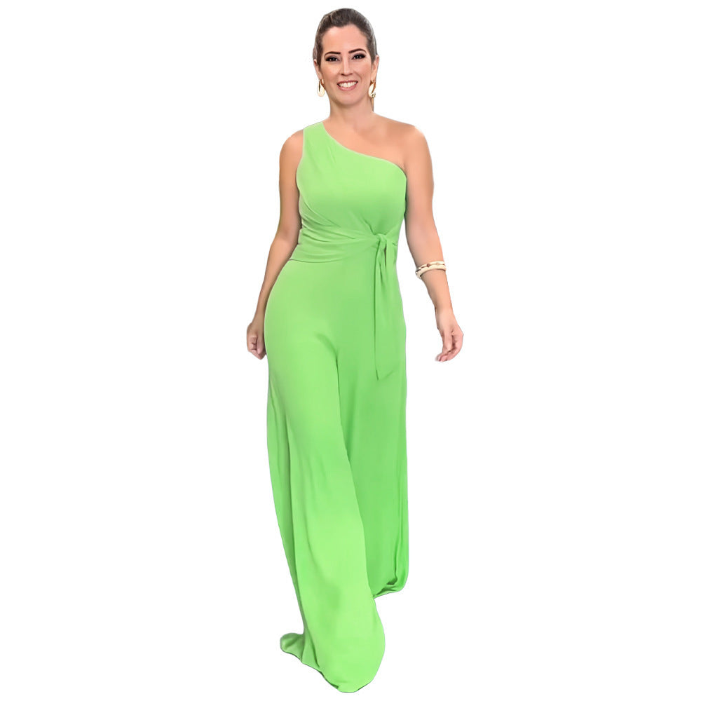 Pantalon évasé à jambe large et taille asymétrique de couleur unie