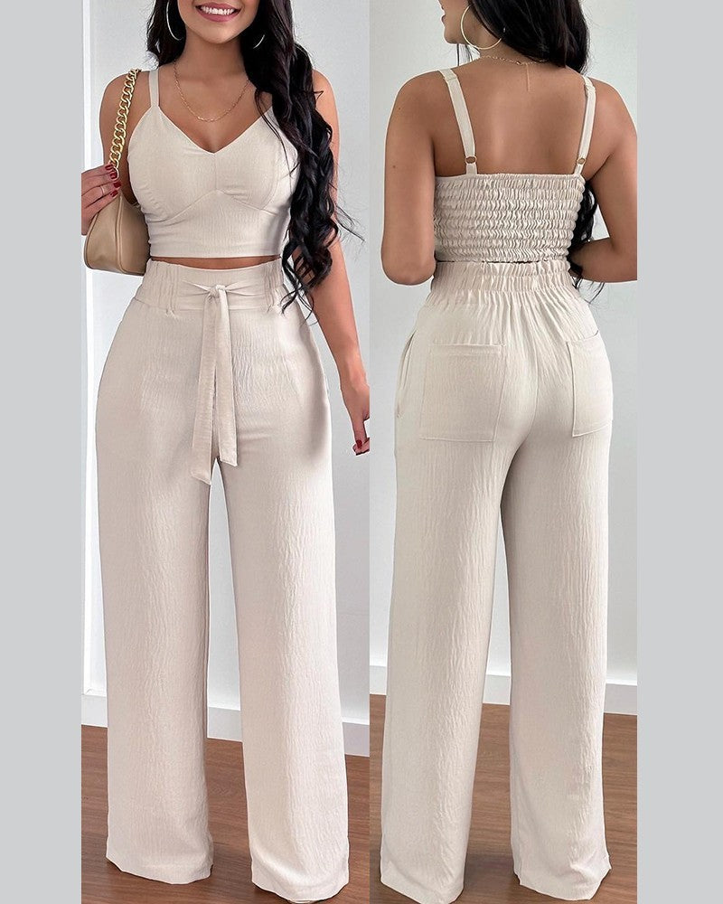 Costume deux pièces à bretelles tendance pour femme