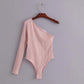 One-shoulder long-sleeved one-piece T-shirt