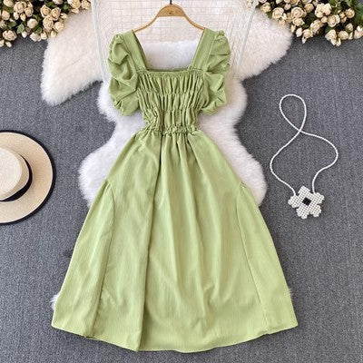 Bubblesleeve Squareneck Waistcinching Dress