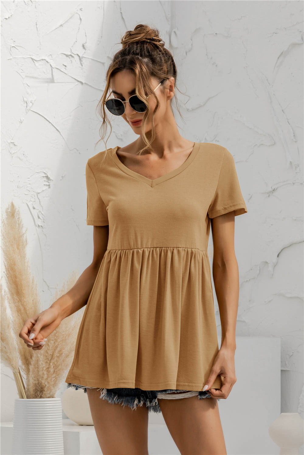 Women's Fashion V-neck Short Sleeve Top