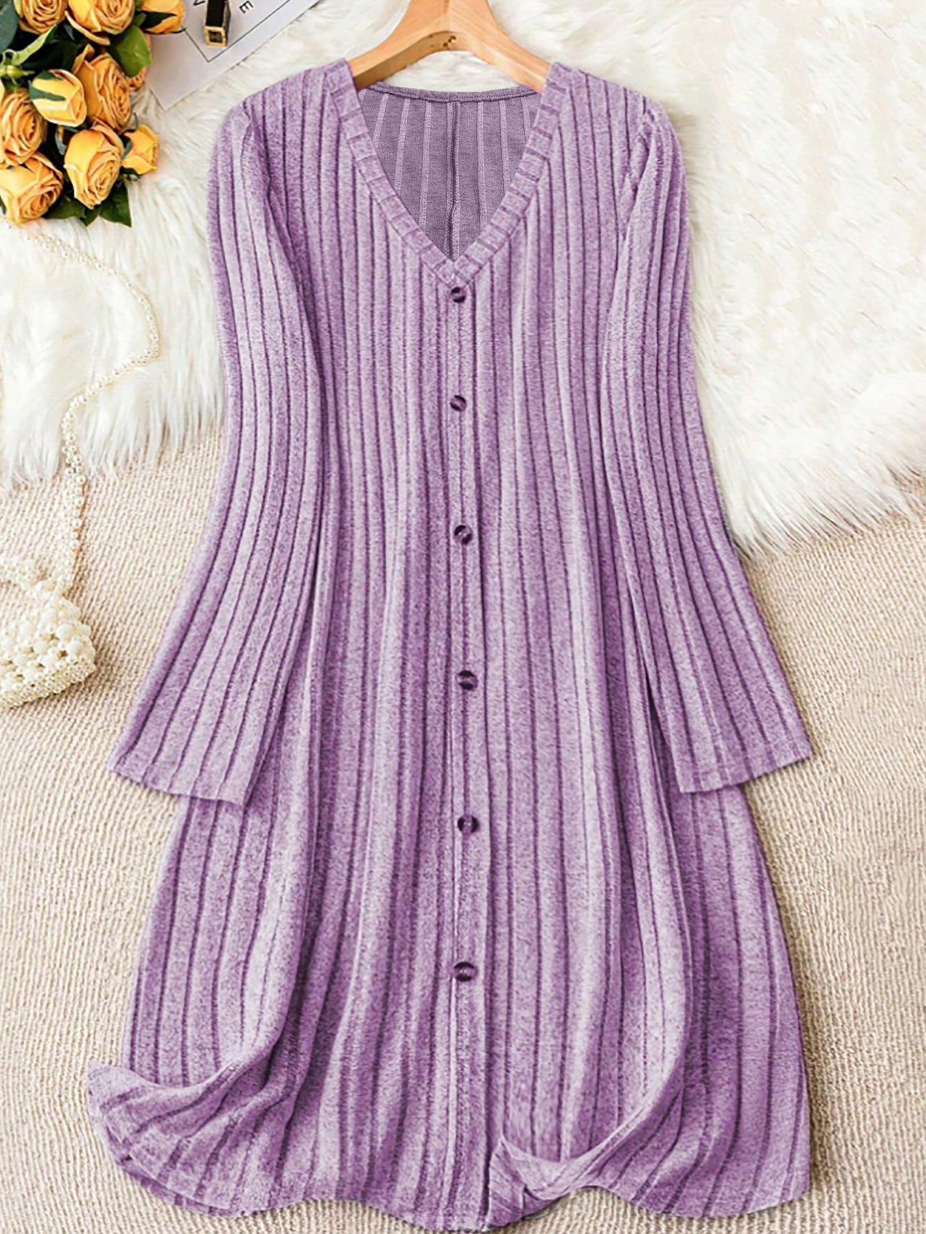 Solid-color V-neck Long-sleeve Versatile Dress