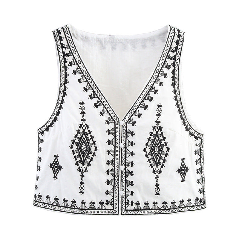 New Contrast Color Embroidered Vest Casual Shorts Suit