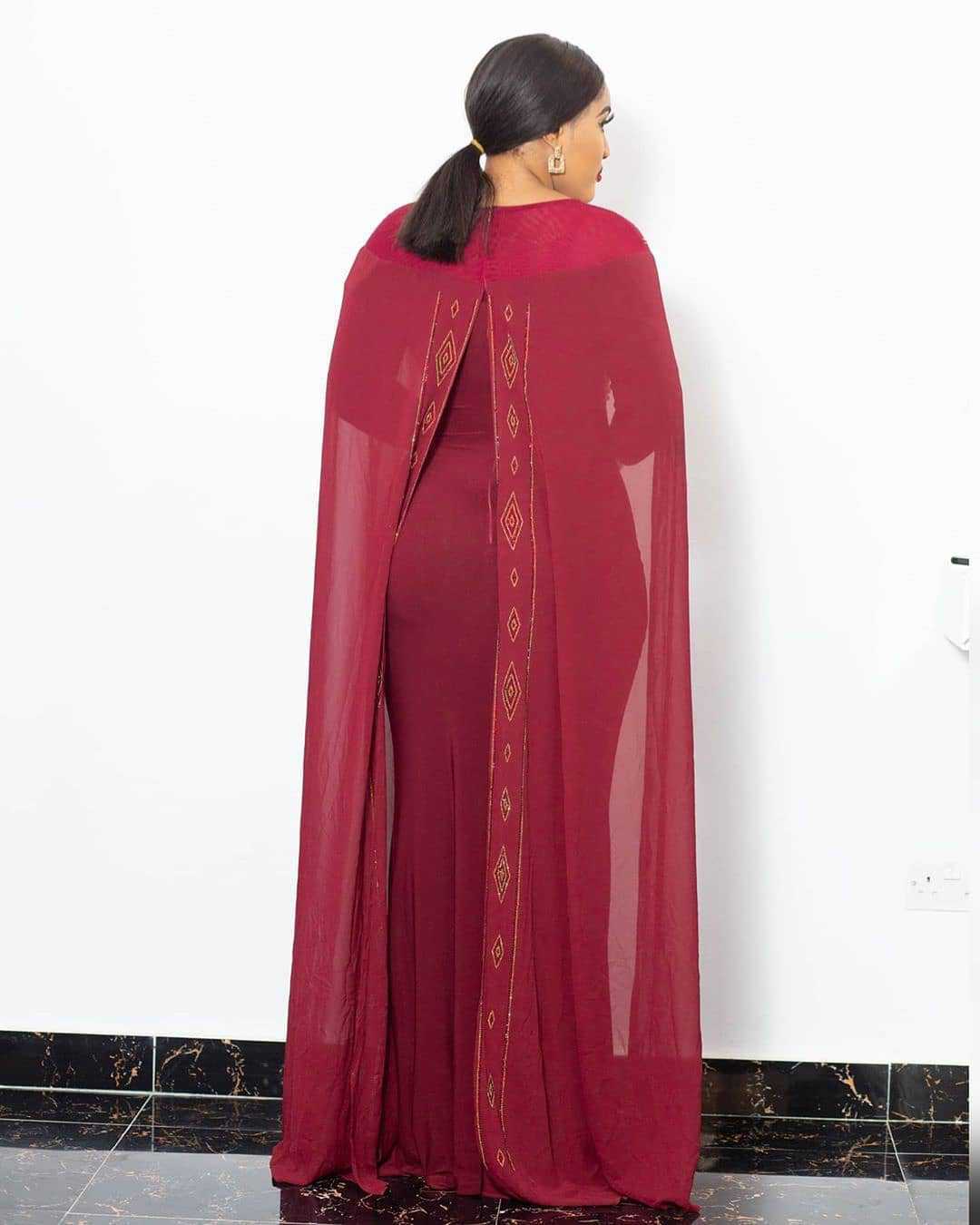 Robe en mousseline de soie à manches longues pour femme, vêtements tendance avec strass