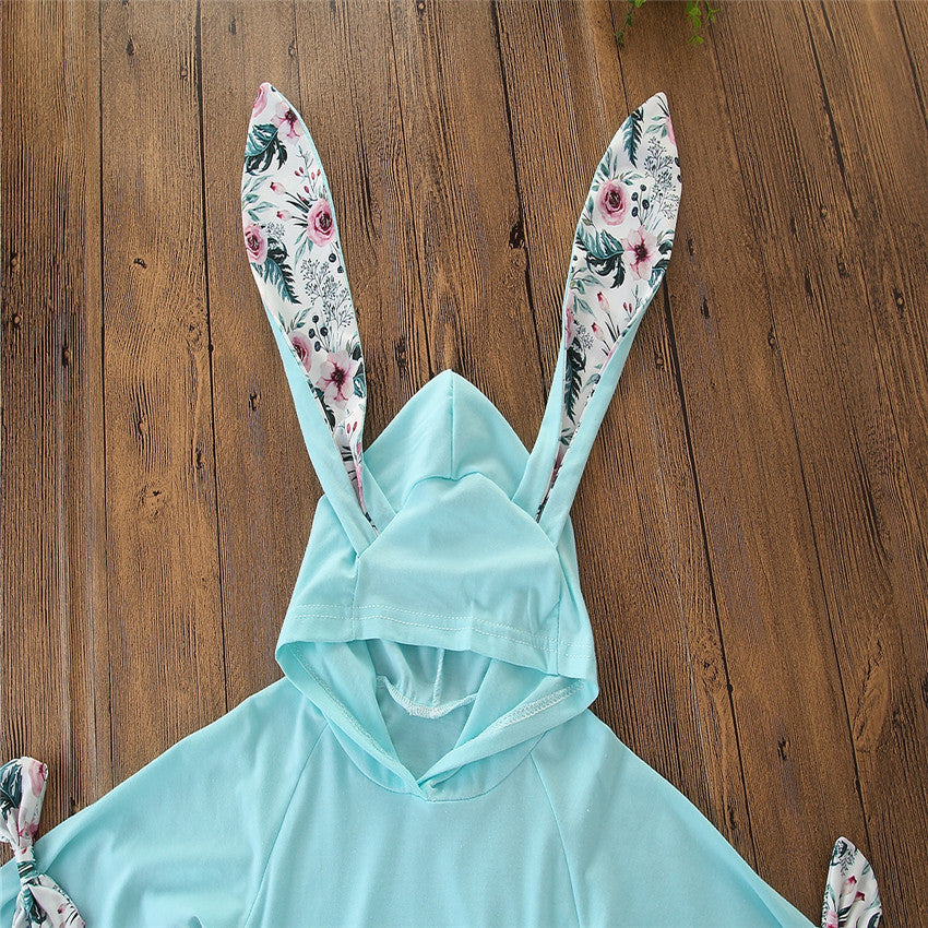 Pull trois pièces à manches longues imprimé oreilles de lapin en trois dimensions