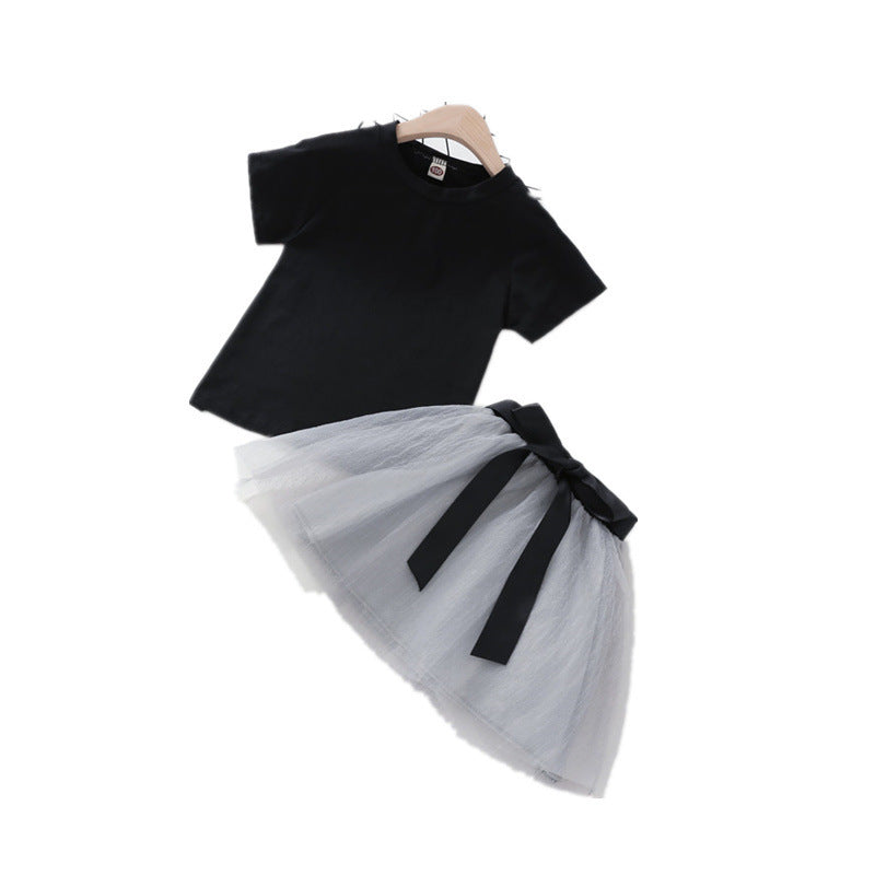 Ensemble deux pièces t-shirt et jupe pour enfant