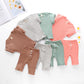T-shirt tricoté, pantalon, costume décontracté multicolore