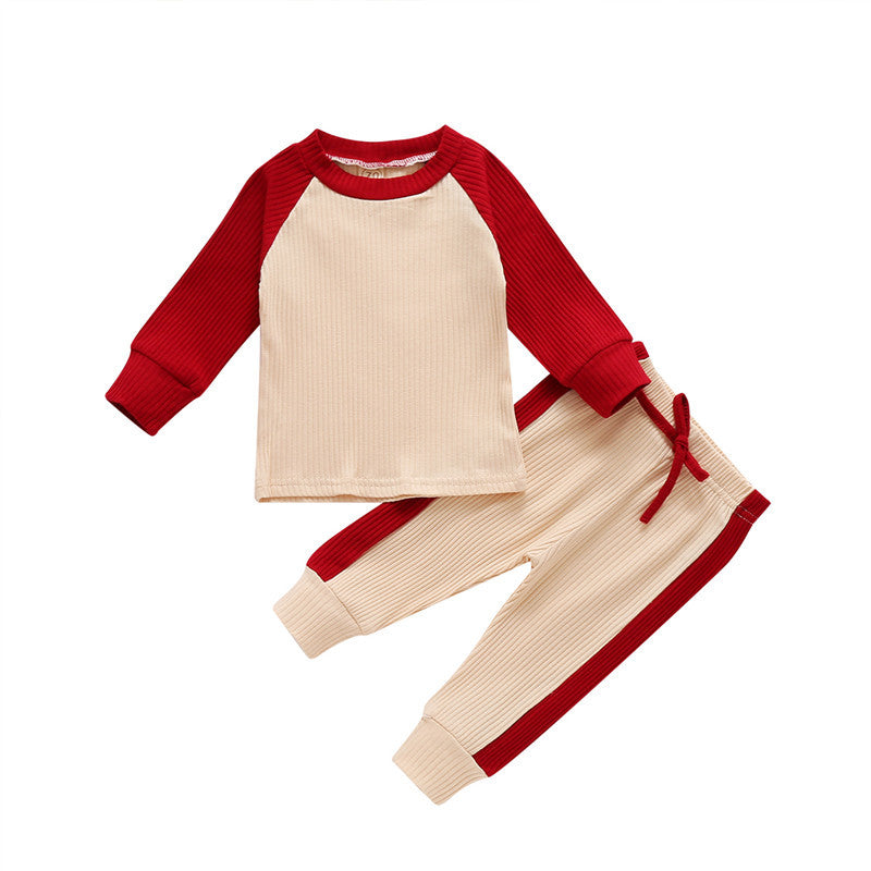 Ensemble t-shirt à manches longues et pantalon à rayures multicolores