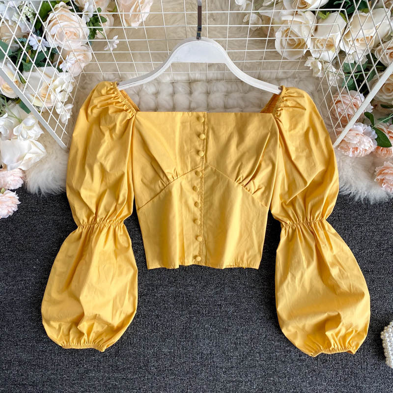 Chemise boutonnée à simple boutonnage et col carré français avec clavicule
