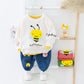 Ensemble deux pièces pour bébé avec pull et pantalon à motif abeille