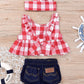 Ensemble trois pièces pour enfant, haut à carreaux, short en jean, coiffe