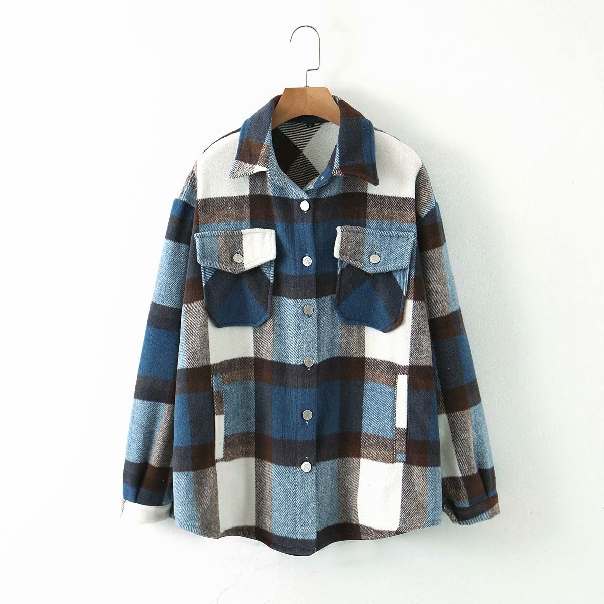 Loose check shirt with chest pocket