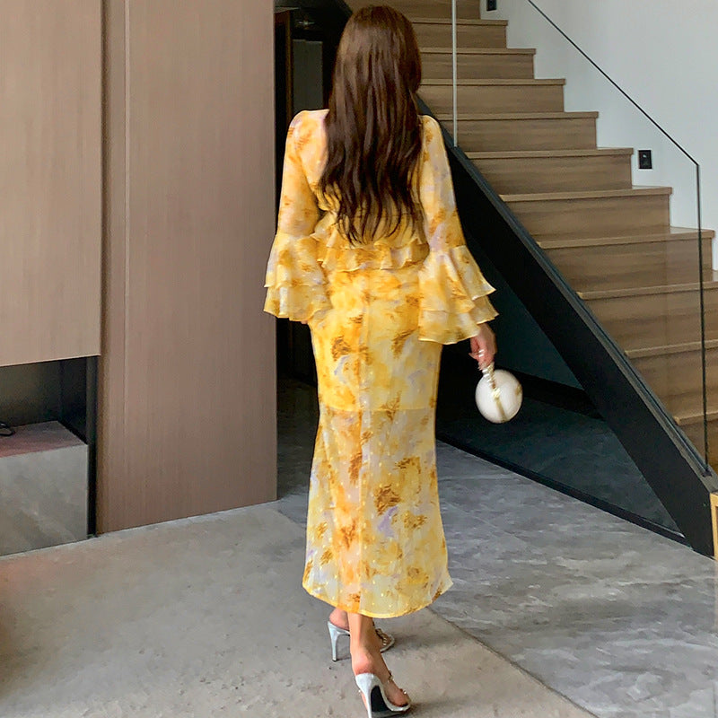 Women's Fashionable Mermaid Bell Sleeve Dress