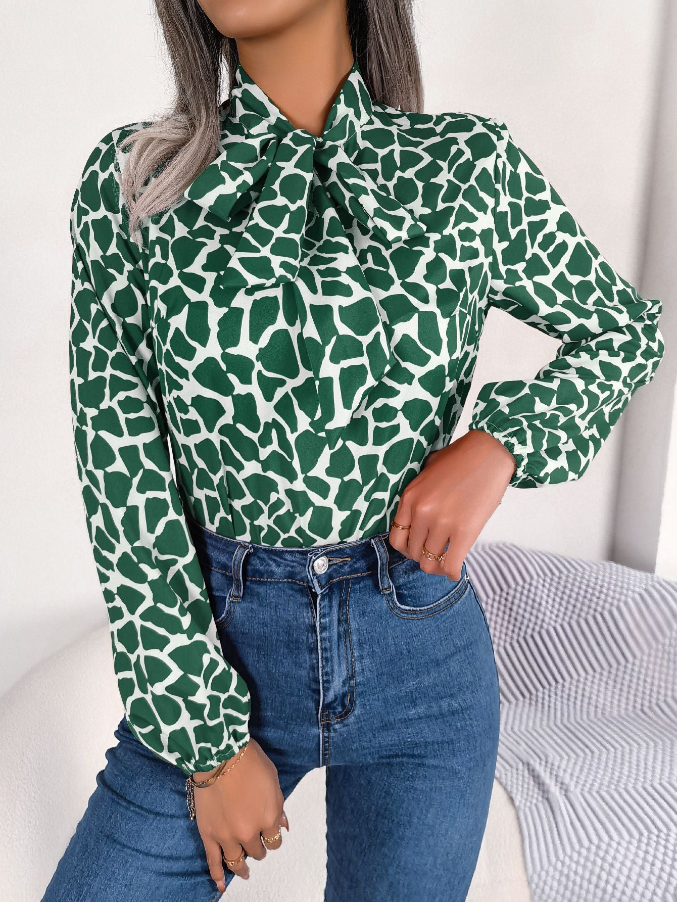 Women's Lantern Sleeve Chiffon Shirt Top