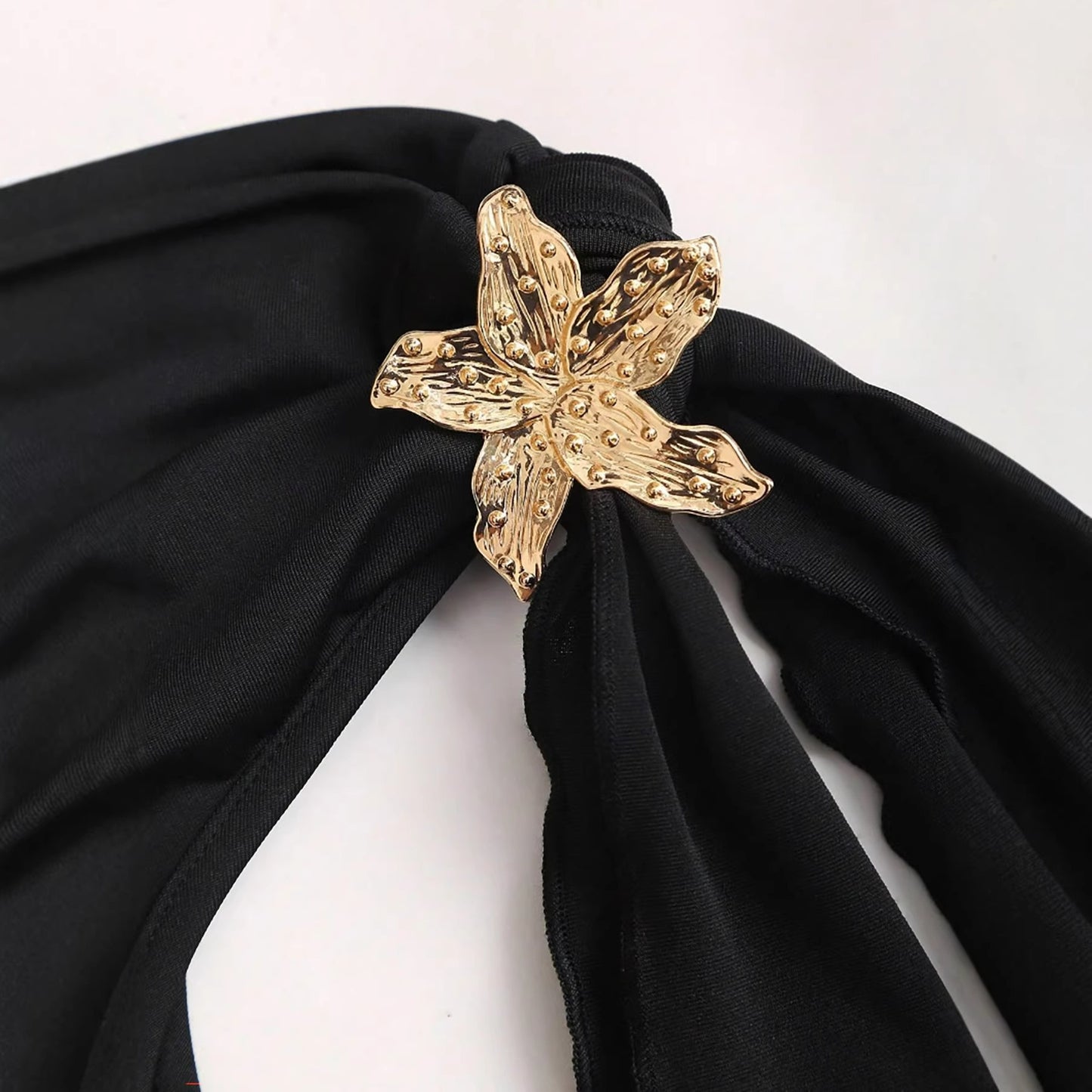 Slant-shoulder Metal-embellished Slimming Sexy Womens Outfit