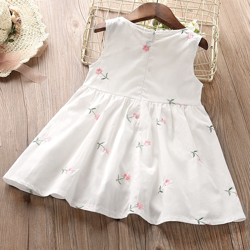 Jupe brodée de fleurs à petites fleurs