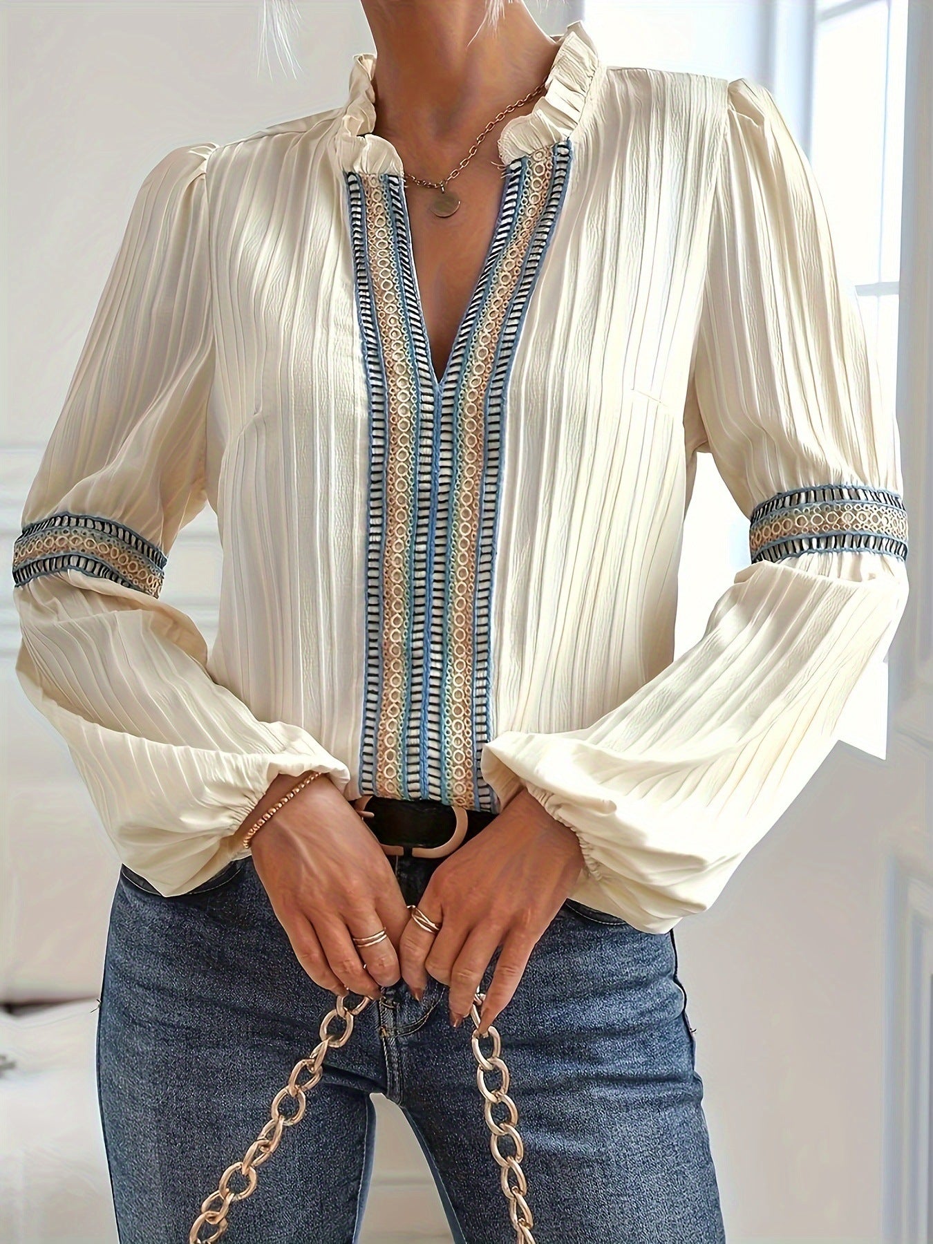Chemise patchwork simple à col en V et dentelle unie