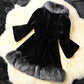 Manteau slim en fausse fourrure de lapin avec gros col