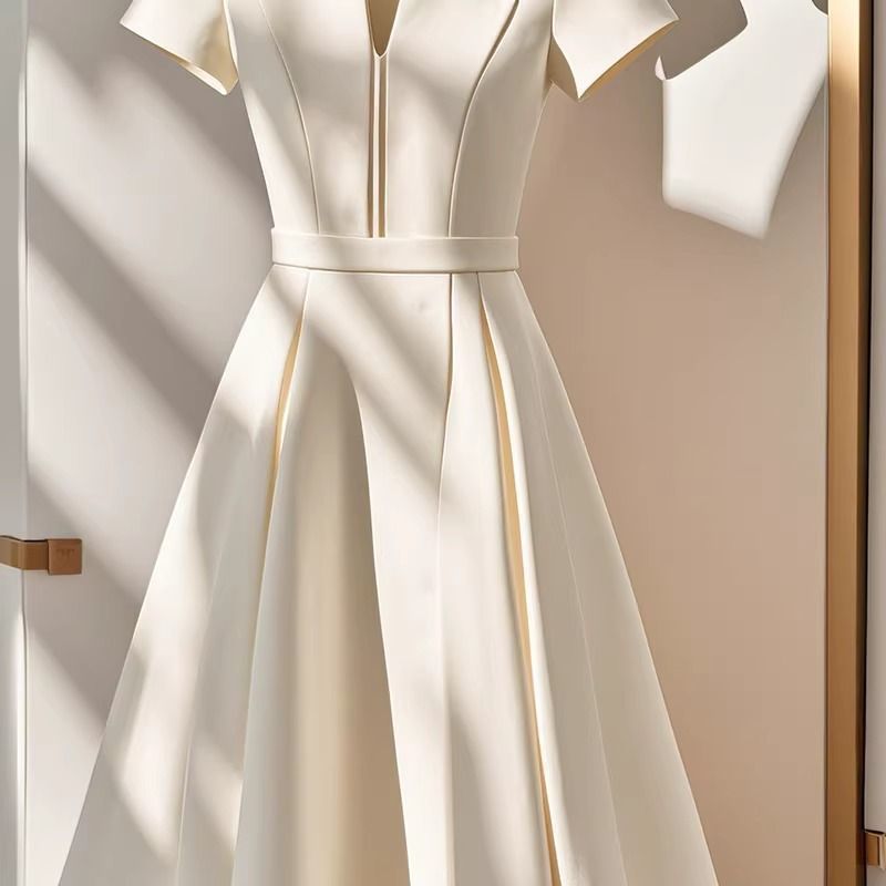 Women's French-style High-grade Round Neck Short-sleeved Dress