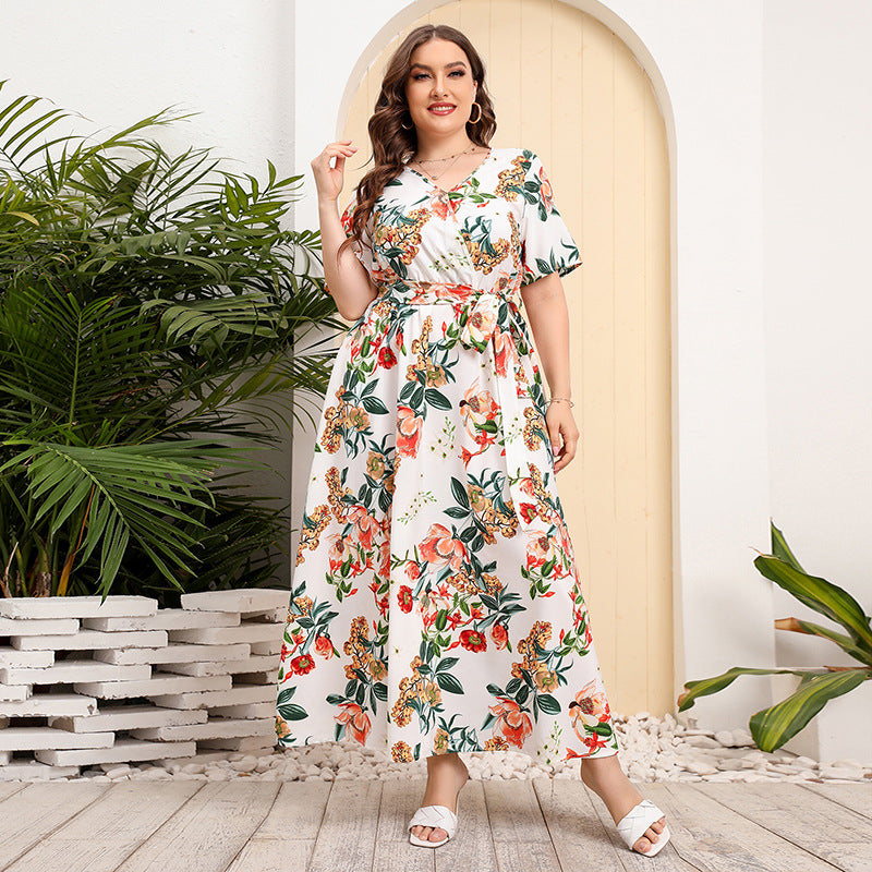 French-style Elegant Plus-size White Ink-wash Floral V-neck Short-sleeve Waist-cinched Maxi Dress