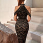 Robe de soirée noire à col roulé et manches courtes