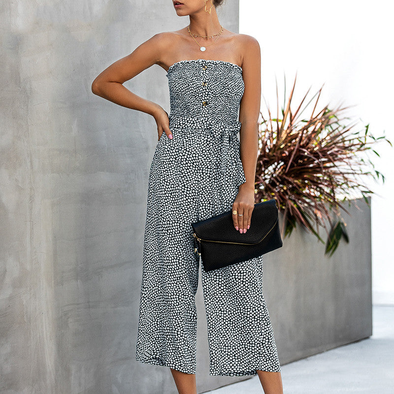 Women's jumpsuit with chest pockets and lace-up pockets