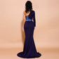 Robe de soirée longue de couleur assortie
