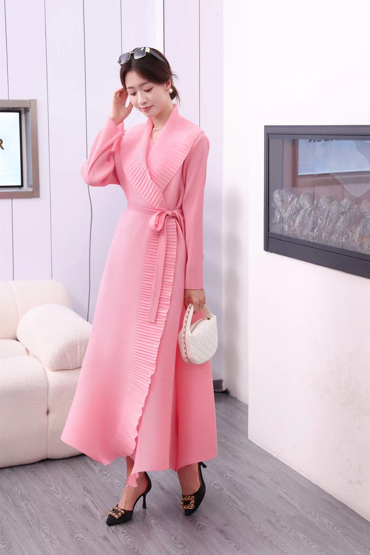 Spring And Autumn New Close Edge Belt Solid Color Dress Shawl Two-piece Set