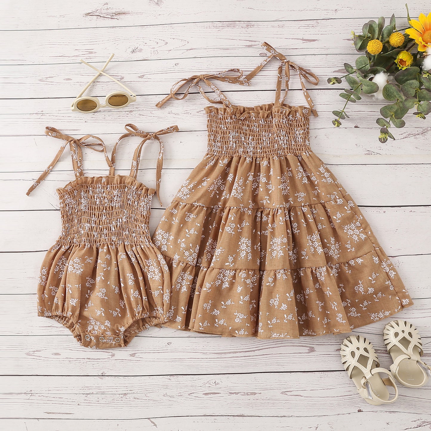 Minimalist Creativity Girls' Floral Strap Dress