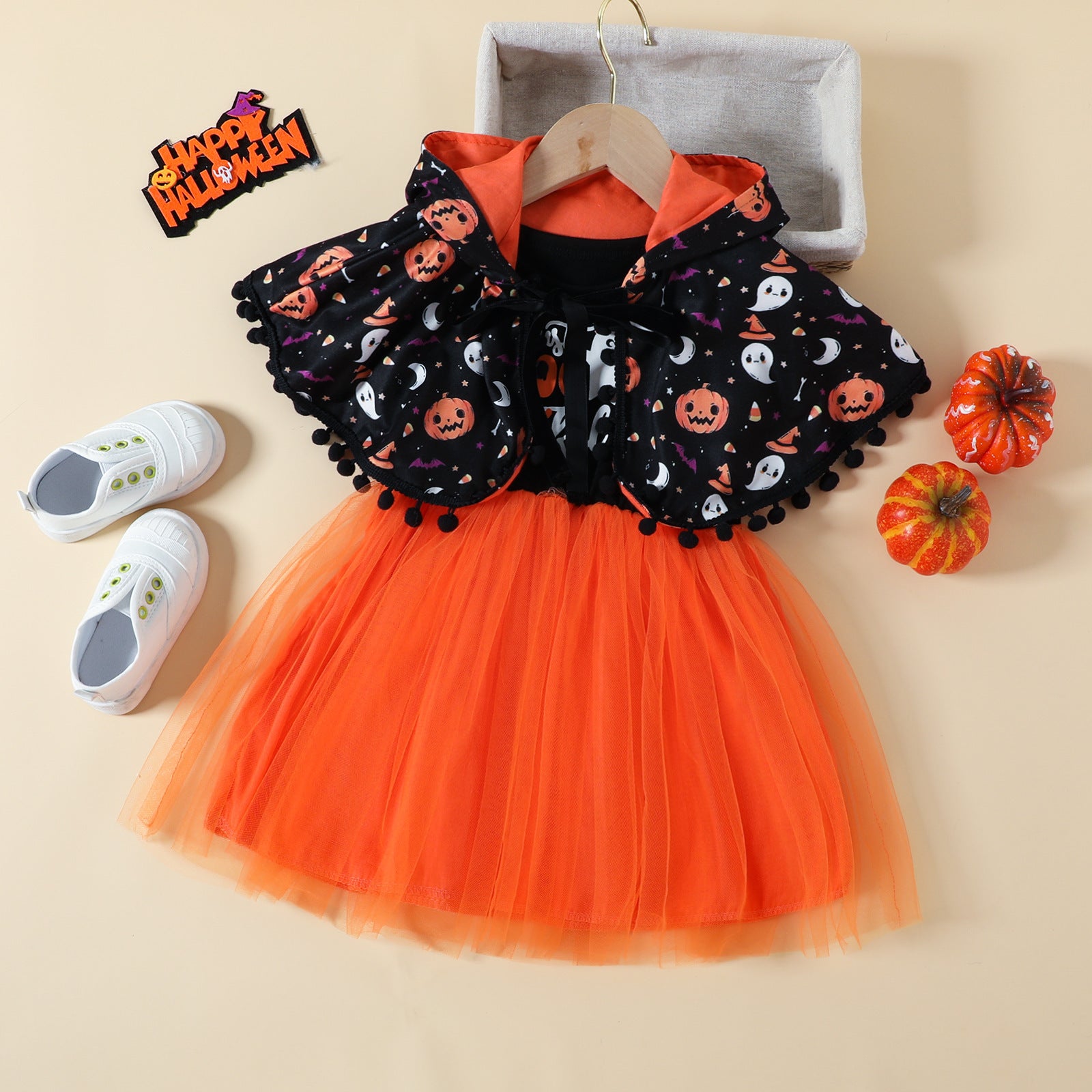 Ensemble deux pièces jupe, cape et robe d'Halloween