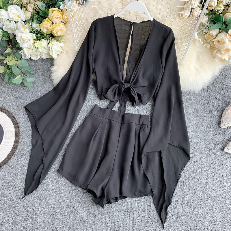 Chemise en mousseline de soie à manches cloche, nouveau design, short taille haute à jambes larges, costume deux pièces de style occidental