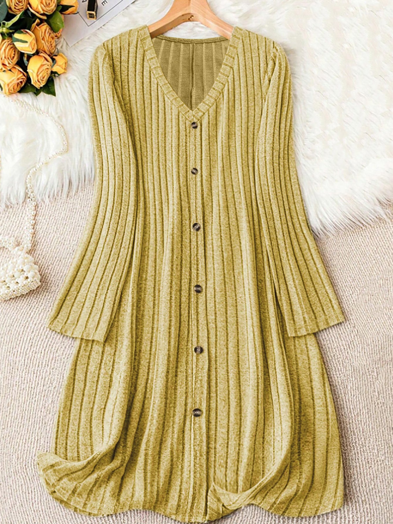Solid-color V-neck Long-sleeve Versatile Dress