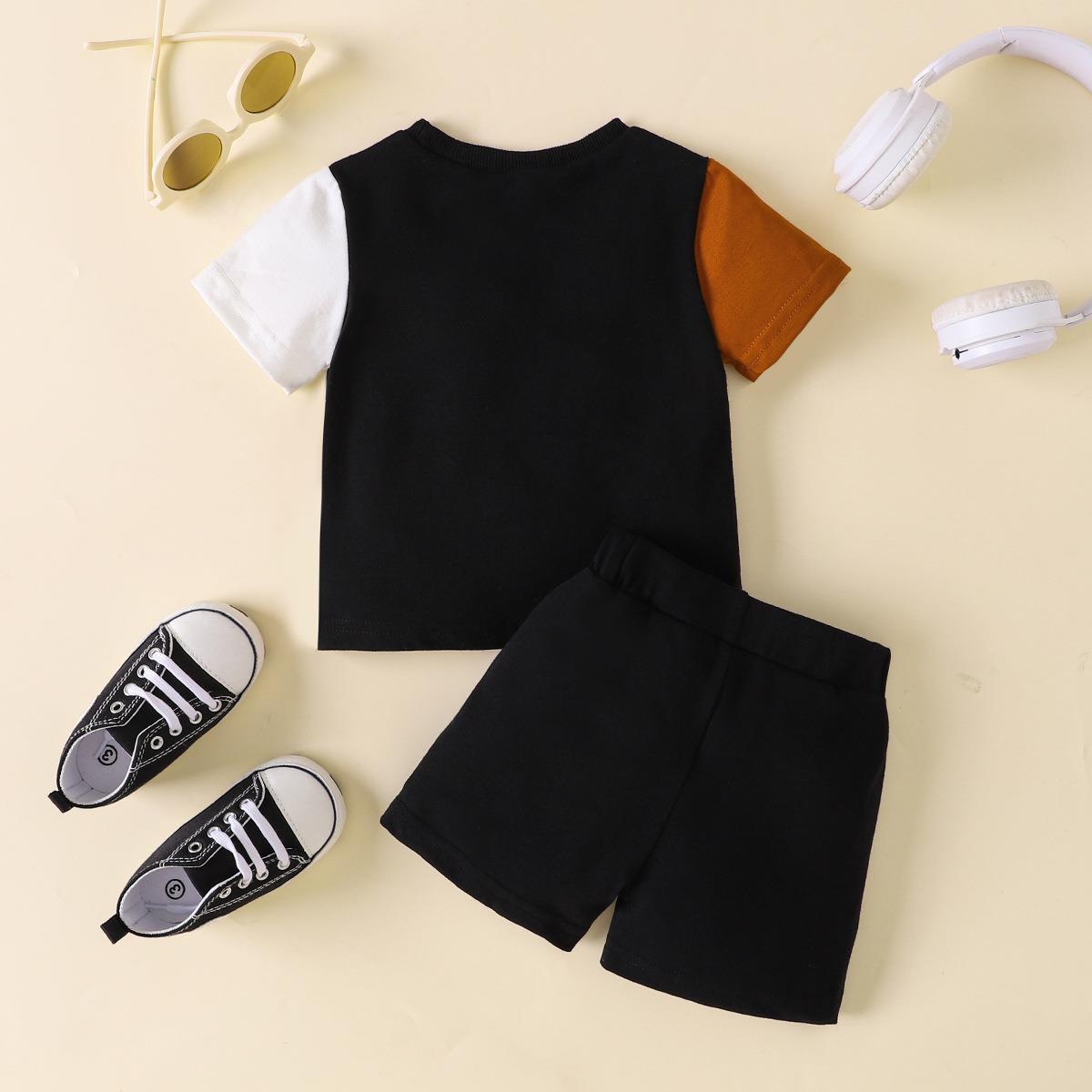 Ensemble short imprimé à manches courtes
