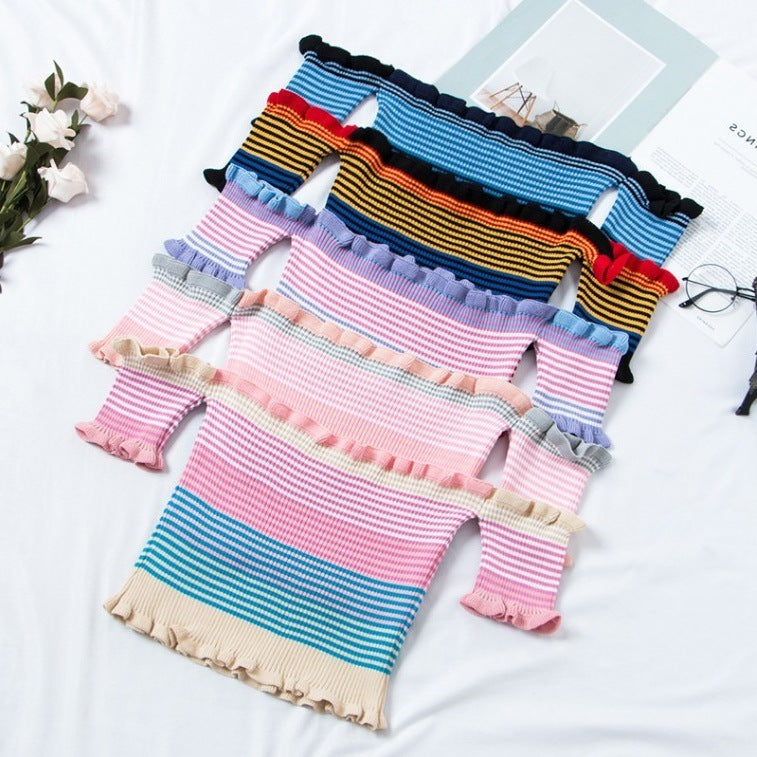 Pull en tricot à manches courtes pour femme avec col à mot près des oreilles en bois