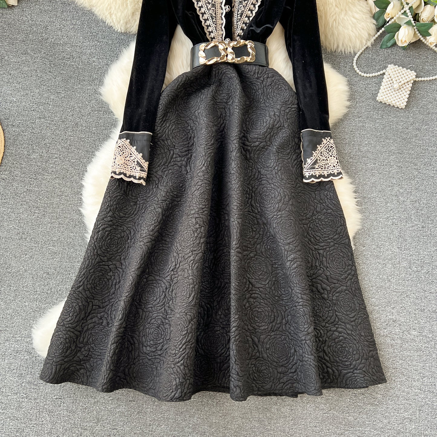 Robe brodée à la machine de style cour vintage française