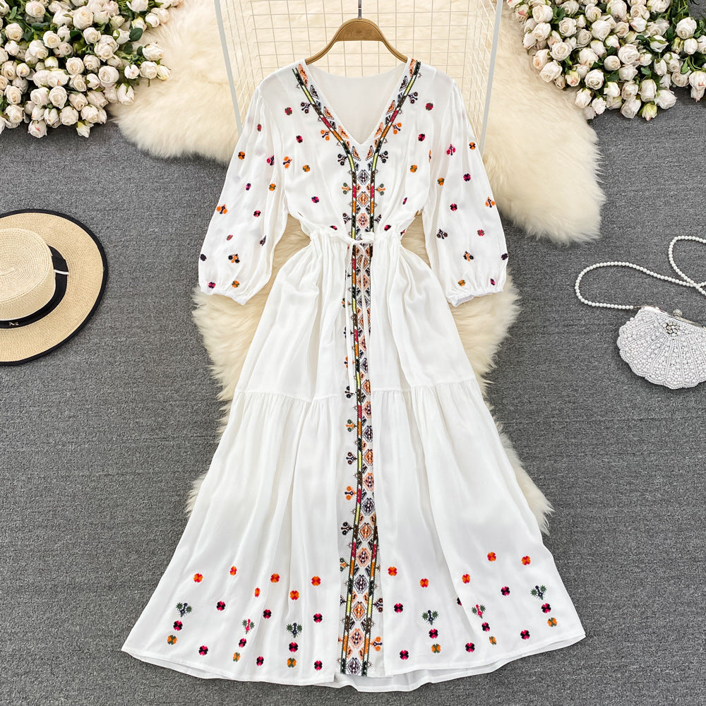 Vintage National Style Embroidery V-neck Lantern Long Sleeve Waist Closing A-line Dress
