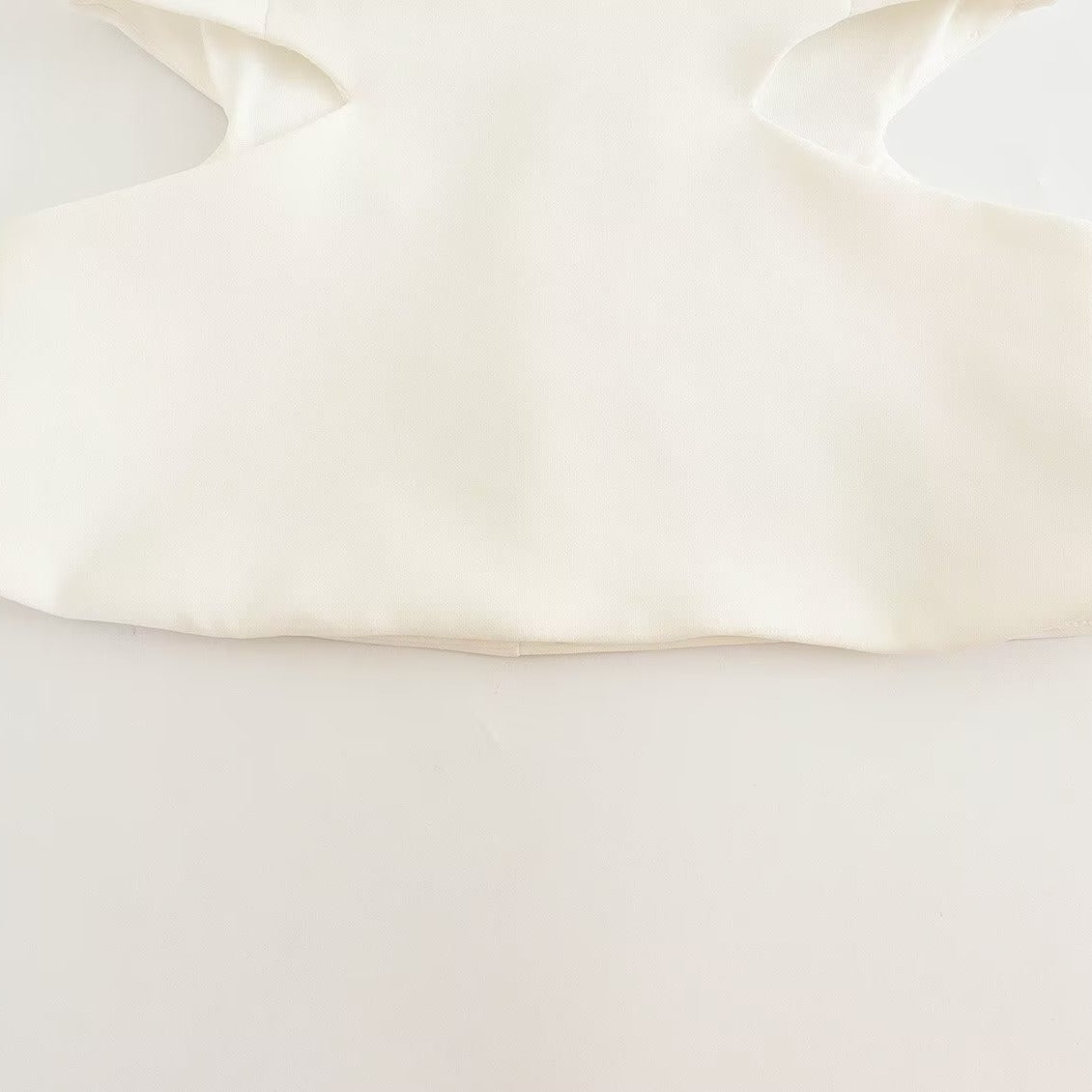 European And American Style Open Design Hanging Collar Top