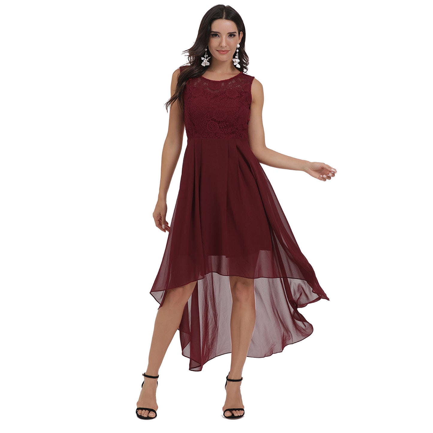 Nouvelle robe trapèze en mousseline de soie avec coutures en dentelle