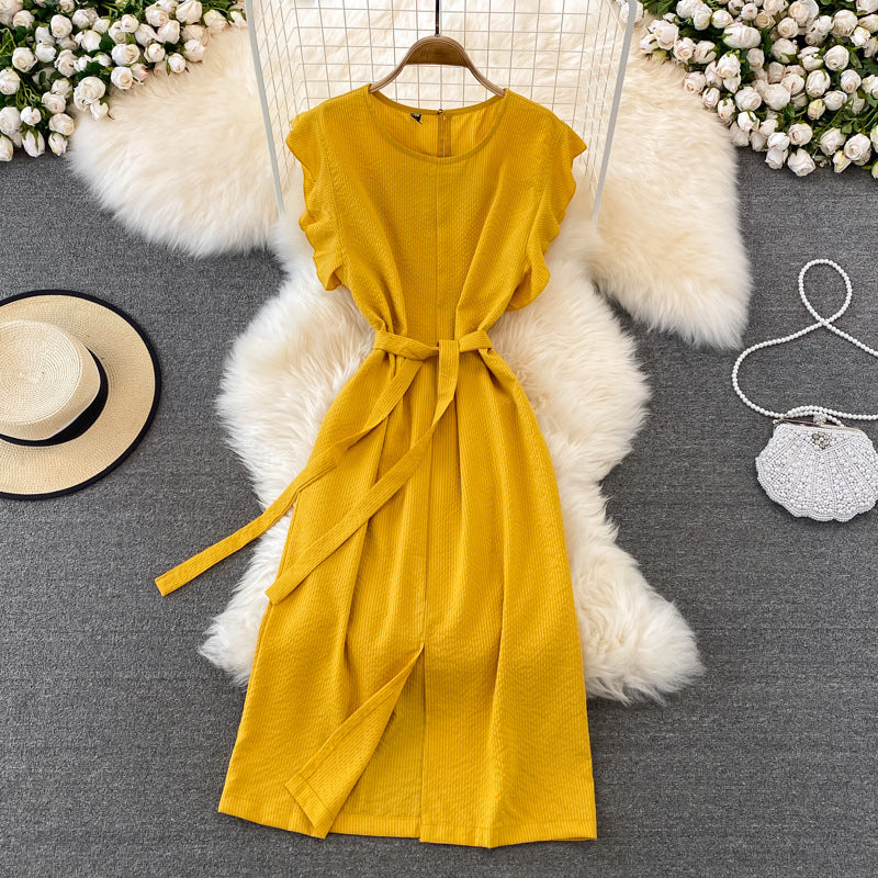 Refined Preppy-style Lady With An Elegant Feminine Look Adorned With Ruffled Cuffs