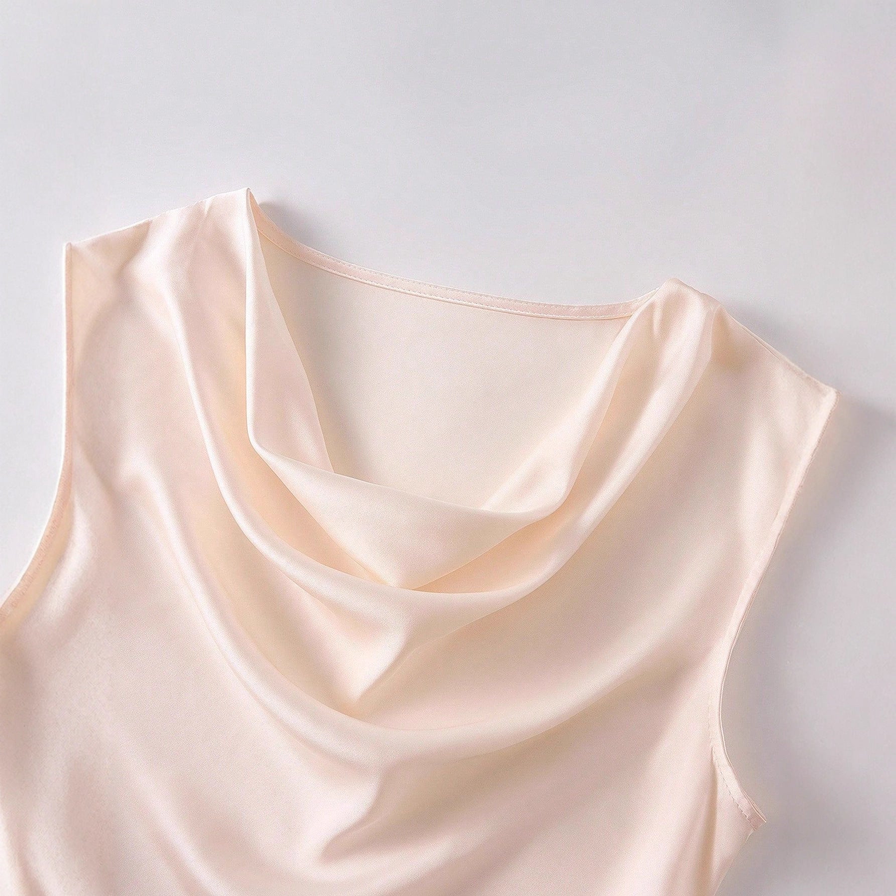 Elegant Sleeveless Top And Skirt Set