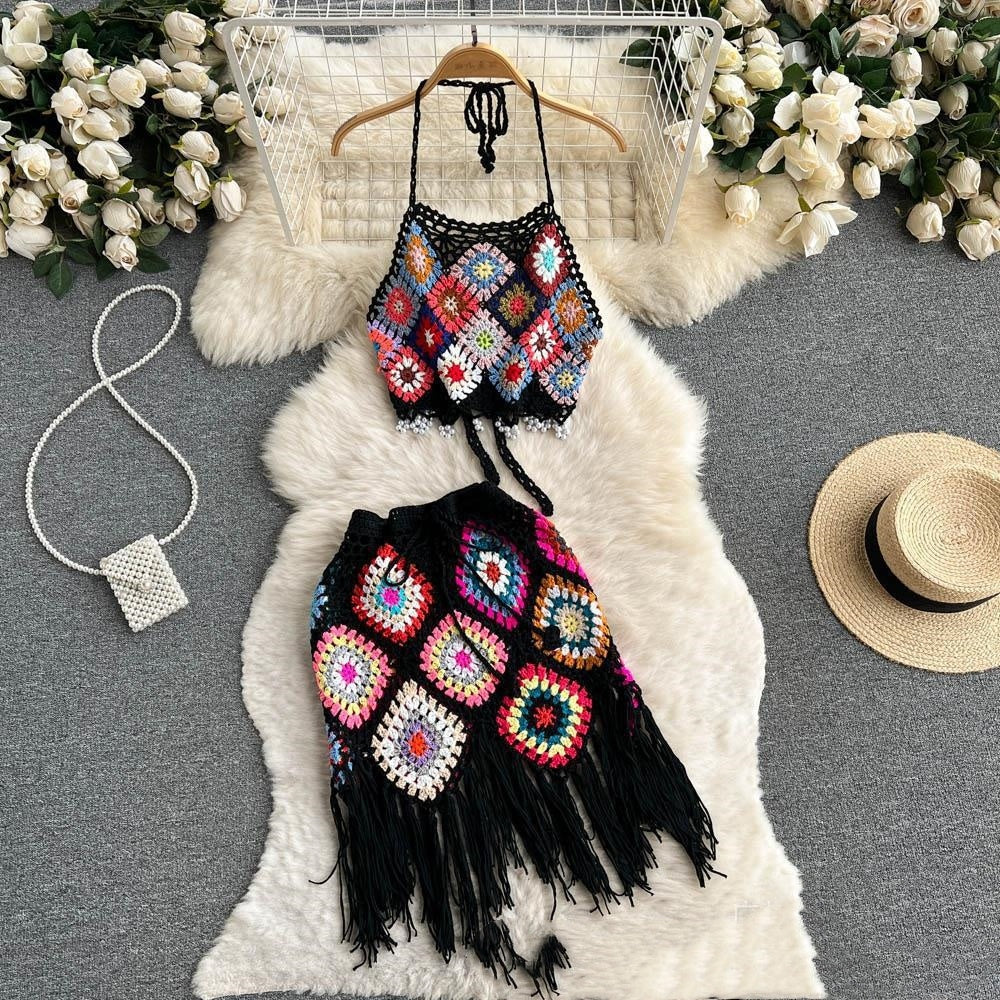 Ensemble deux pièces haut tube et jupe courte style bohème tricoté et crocheté